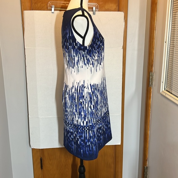 Vince Camuto Abstract Ombré Sheath Dress - Picture 2 of 13